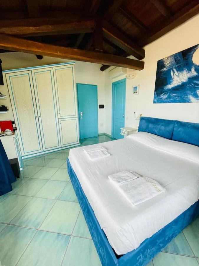 Romantica Suite Panoramica Villasimius Exterior foto